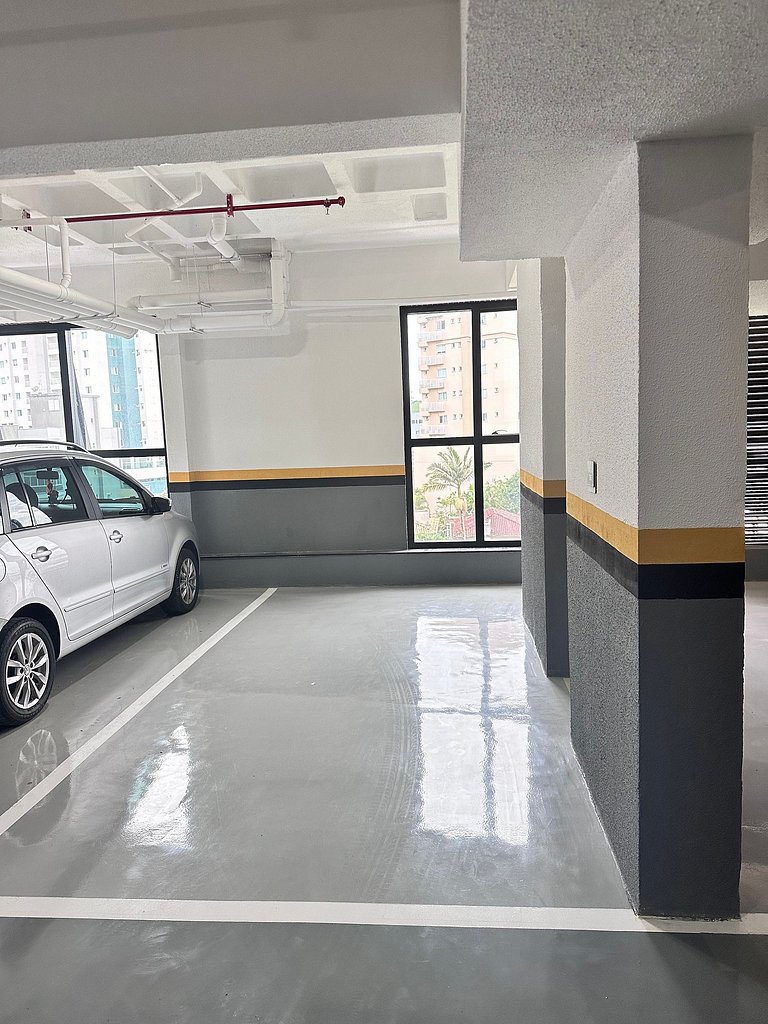 Studio piscina, sinuca, academia e sauna, a 3 minutos da pra