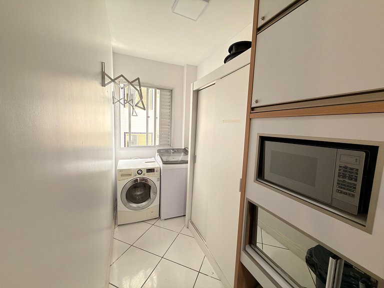 A 50 metros da praia !2 quartos ! garagem
