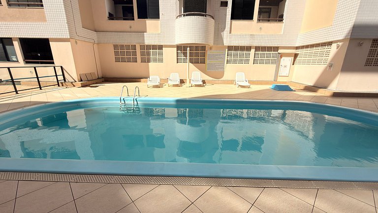 Churrasco, vista para o mar e piscina no centrinho