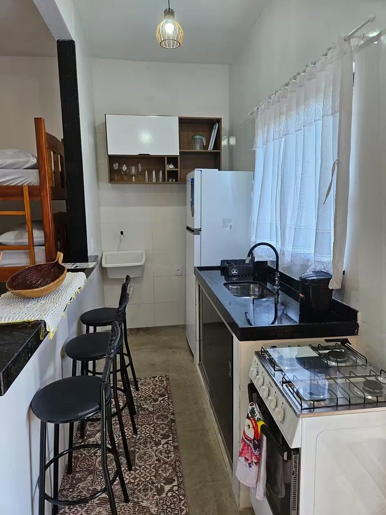 Quarto Cozinha 100 m da Praia Vila Mukaú B